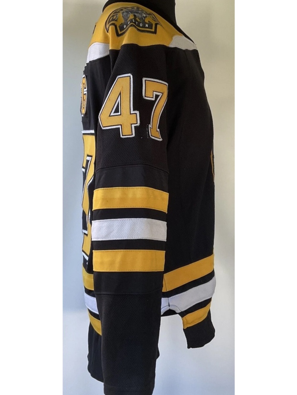 Reebok Boston Bruins Torey Krug Stitched Jersey Size Small - Picture 4 of 13